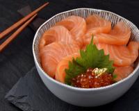 Qual o tipo de faca ideal para cortar sushi e sashimi?