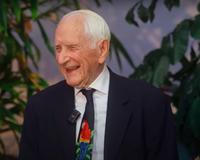 Professor de nutrição com mais de 100 anos ensina 7 regras para uma vida longa e saudável