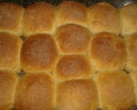 Bolo húngaro (pão doce com recheio de goiabada)