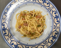 Macarrão com abobrinha e calabresa