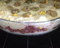 Escondidinho de macaxeira com carne  de sol