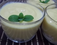 Suspiros com creme de manga