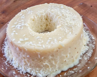 Bolo de tapioca granulada sem ovo e sem forno