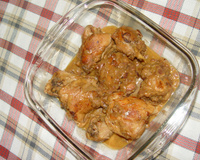 Coxa e sobrecoxa ao molho de laranja com mostarda