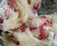 Pavê de morango e leite em pó