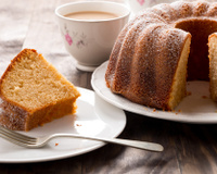 Bolo de iogurte fofinho e delicioso: confira a receita