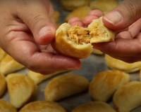 Salgadinho de festa de rico de comer rezando: como fazer minipastel de forno de frango cremoso, é muito simples!