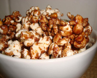Pipoca doce - Prática e o que é melhor, é de chocolate!