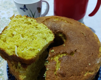 Bolo de fubá com coco