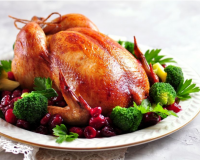 Dossiê do Chester: entenda se ave de Natal é frango e confira guia completo para temperar, tempo para assar e deixá-lo suculento