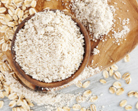 Aveia em flocos, flocos finos e farinha de aveia: qual a melhor para colocar no café da manhã?