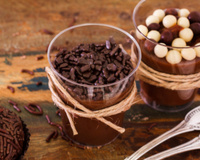 Brigadeiro sem leite condensado de copinho: aprenda