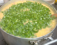 Canjiquinha de milho com costelinha de porco