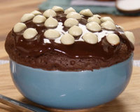 O pão de mel de micro-ondas é o doce feito na porção ideal para não passar vontade depois do almoço!