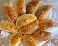 Calzone de frango com espinafre assado