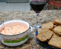 Patê de cenoura e alho