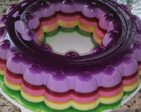 Gelatinas coloridas em camadas