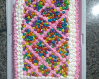 Pão de ló de chocolate com recheio e cobertura