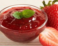 Aprenda como fazer geleia de morango sem açúcar, mas muito docinha, para comer com torradas, bolos e tortas