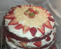 Bolo red velvet com mousse creamcheese