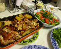 Sobre coxa assada com sopa de cebola e maionese