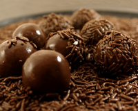 Brigadeiro sem manteiga fica bom? Vem descobrir a resposta no TudoGostoso!
