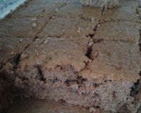 Bolo simples de chocolate