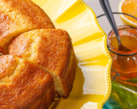 Bolo de laranja da Fazenda é o queridinho aqui em casa: receita com calda da minha bisavó fica fofinha e molhadinha