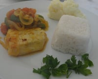 Filé de tilápia ao molho dendê