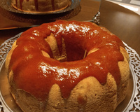 Bolo de fubá com goiabada fácil