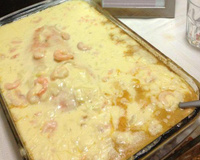 Salmão ao molho branco de camarão