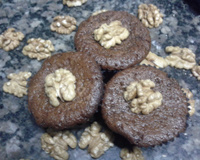 Cupcake de chocolate e nozes