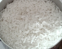 O arroz feito na airfryer fica mais saudável do que o arroz feito na panela?