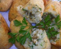 Bolinho de mandioca recheado