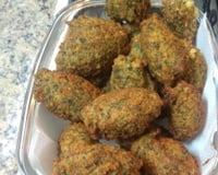 Bolinho de arroz com espinafre