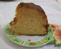 Bolo pudim de milho com coco