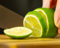 Como consumir limão para regular o açúcar no sangue? Descubra como a fruta pode te ajudar