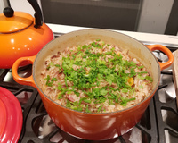 Arroz carreteiro com sobras de churrasco da Bianca