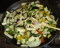 Salada de berinjela e pimentão