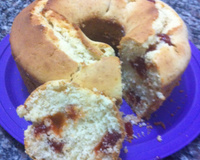 Bolo simples com goiabada