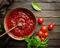 Molho de tomate caseiro: veja o passo a passo para a receita ficar vermelhinha e saborosa