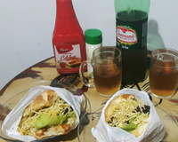 Hambúrguer artesanal com maionese de bacon