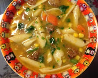 Sopa de legumes com músculo e massinha