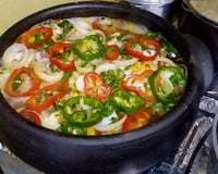 Moqueca baiana de peixe e frutos do mar