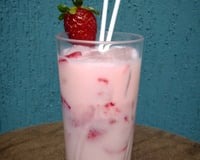 Caipifruta de morango (sem álcool)