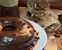 Bolo de café com chocolate