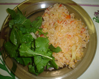 Arroz com couve-flor e tomate