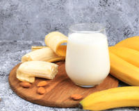 Leite de banana é o leite vegetal mais barato que você pode fazer em casa: aprendi essa receita com uma vegana e meus filhos realmente adoram