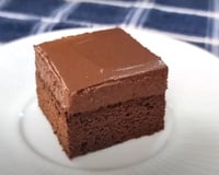 Nem farinha, nem açúcar: faço esse bolo cremoso de chocolate de apenas 3 ingredientes toda segunda-feira
