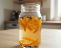 O que acontece se você colocar cascas de laranja e cravo-da-índia em um pote? A sua casa vai agradecer